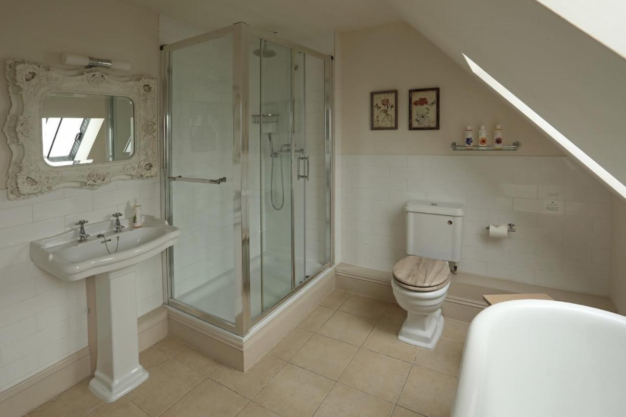 The Feathered Nest Inn Westcote Екстериор снимка