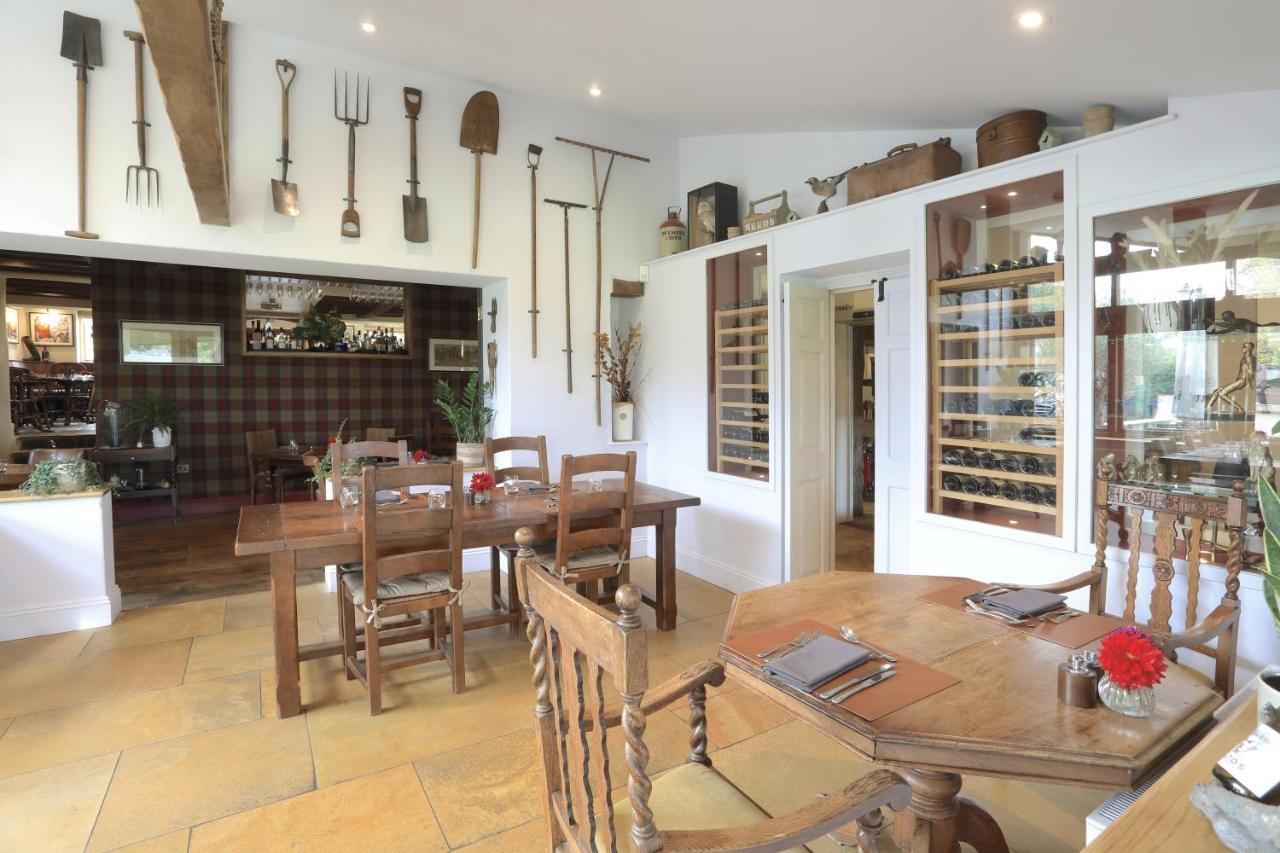The Feathered Nest Inn Westcote Екстериор снимка