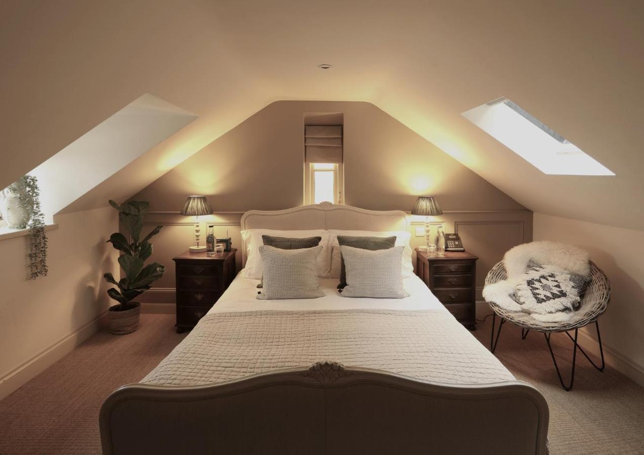 The Feathered Nest Inn Westcote Екстериор снимка