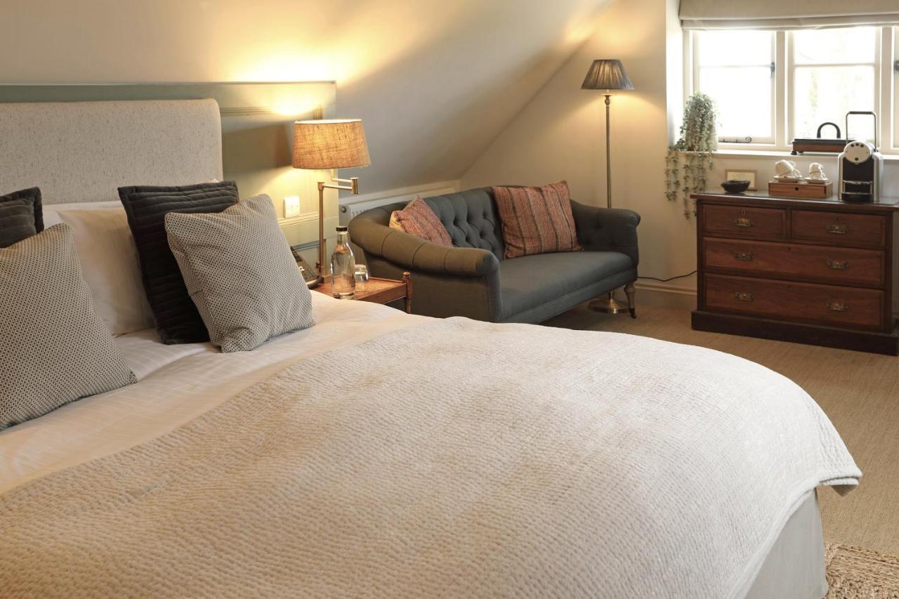 The Feathered Nest Inn Westcote Екстериор снимка